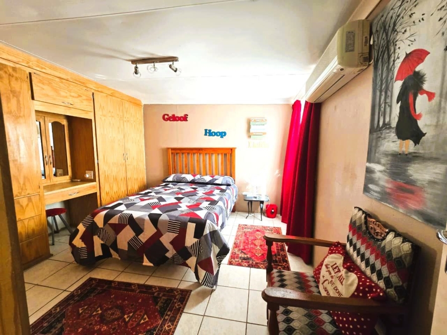 5 Bedroom Property for Sale in Hospitaalpark Free State